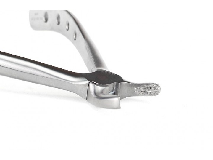 Щипцы для экстракции корней верхних правых моляров 110-125-17-HL