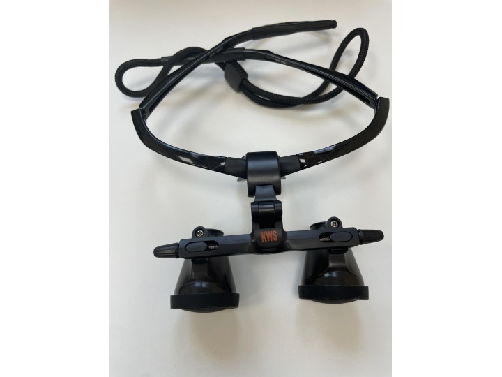 Бинокулярная лупа с тремя шарнирами системы Flip-up 3,5х-500 мм