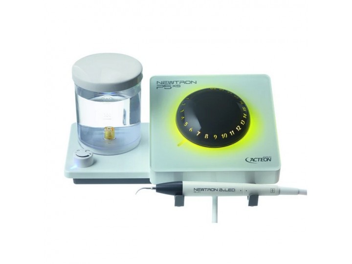 P5 Newtron XS B.LED - автономный ультразвуковой скалер с подсветкой