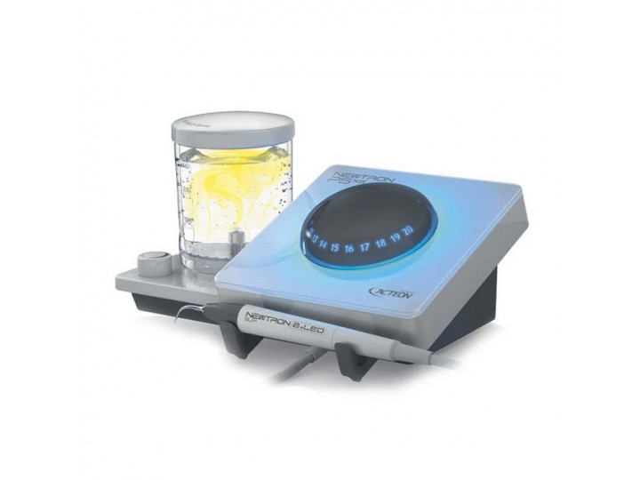 P5 Newtron XS B.LED - автономный ультразвуковой скалер с подсветкой